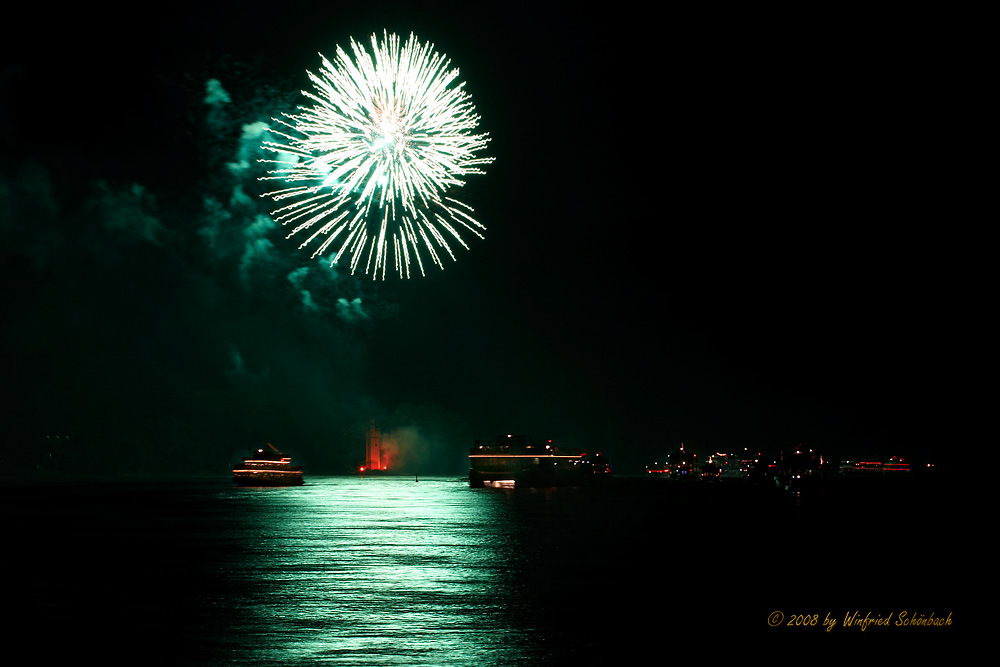 (015) Feuerwerk am Museturm